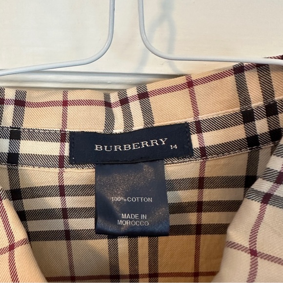 Youth Burberry button up size 14 - Picture 2 of 3